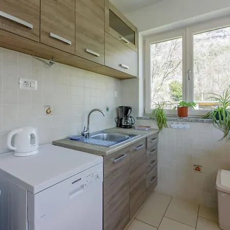 Nika Tribalj (Primorsko-Goranska)